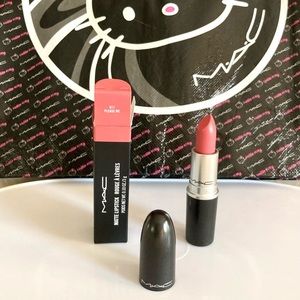 💄HP!💄MAC Matte Lipstick Please Me